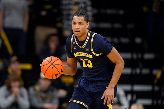 步行者以 步行者以